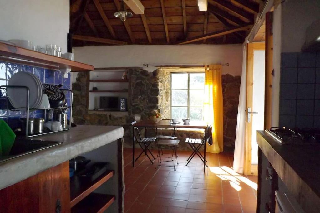 Casita En El Campo Con Vista Al Oceano Villa Tijarafe Exterior foto